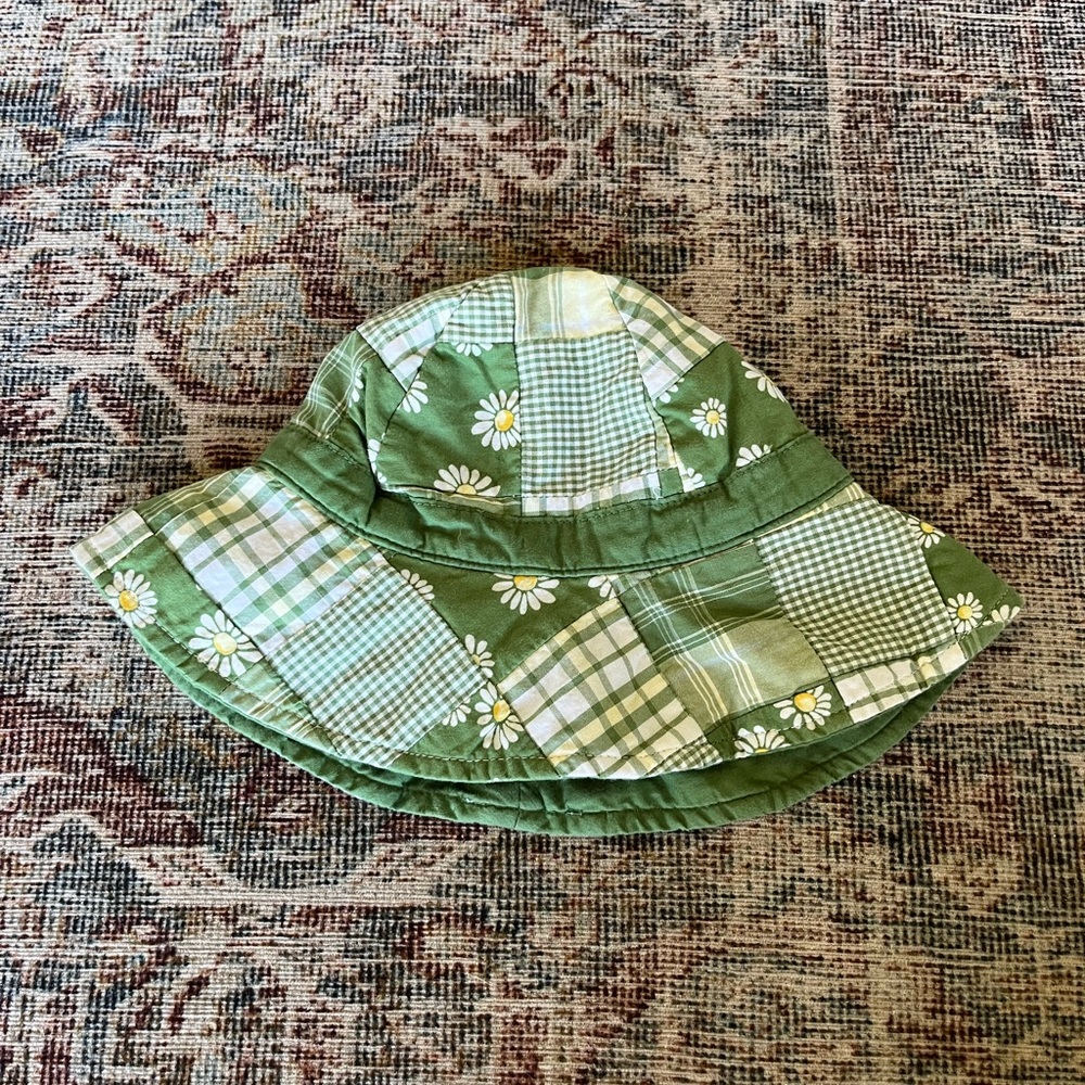Patchwork green baby bucket hat